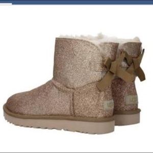 UGG Women Gold Mini Bailey Bow Sparkle Boots NWOT